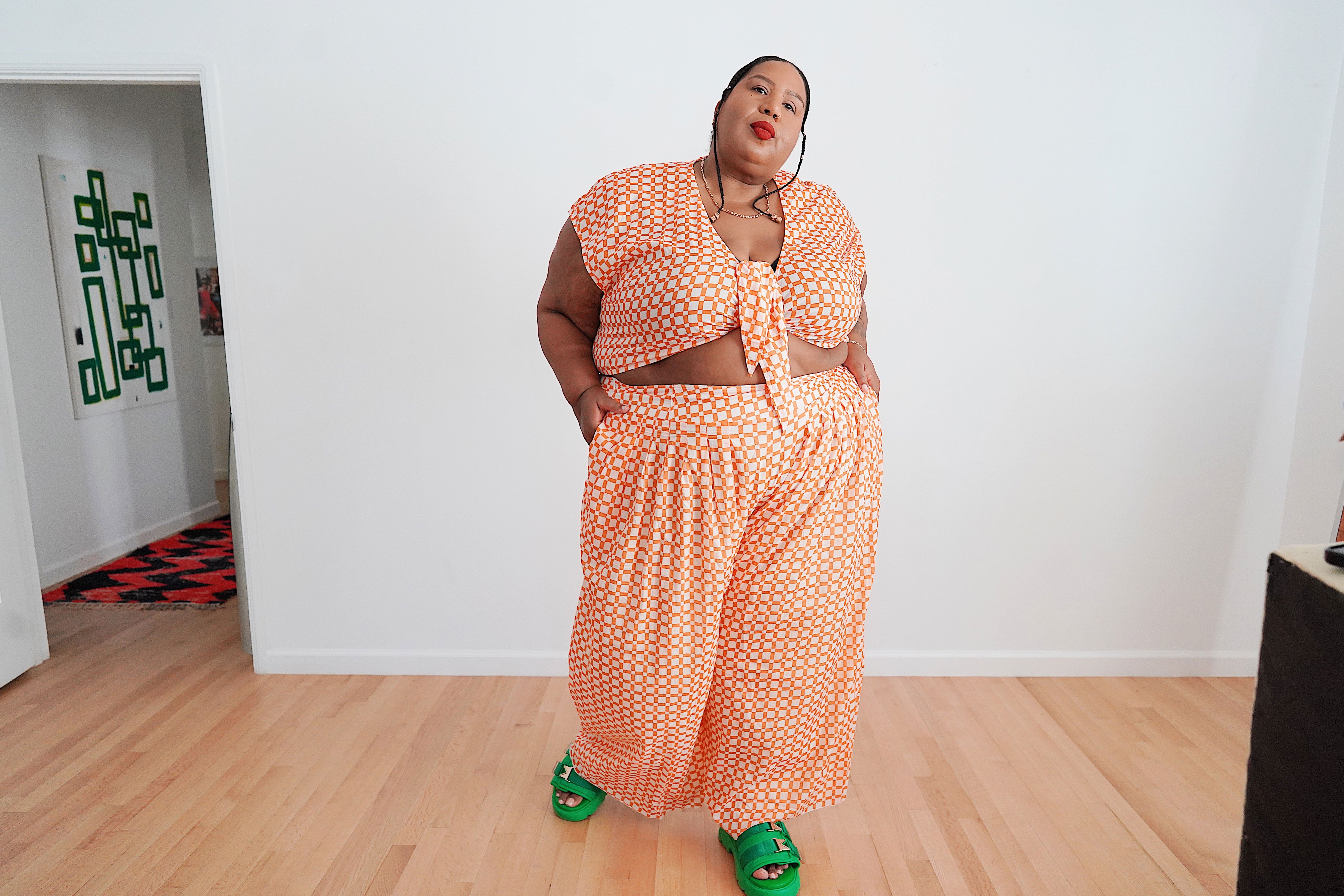@itsmekellieb X WRAY Knot Top - Sunset Basket Check 7 @itsmekellieb X WRAY Knot Top - Sunset Basket Check
