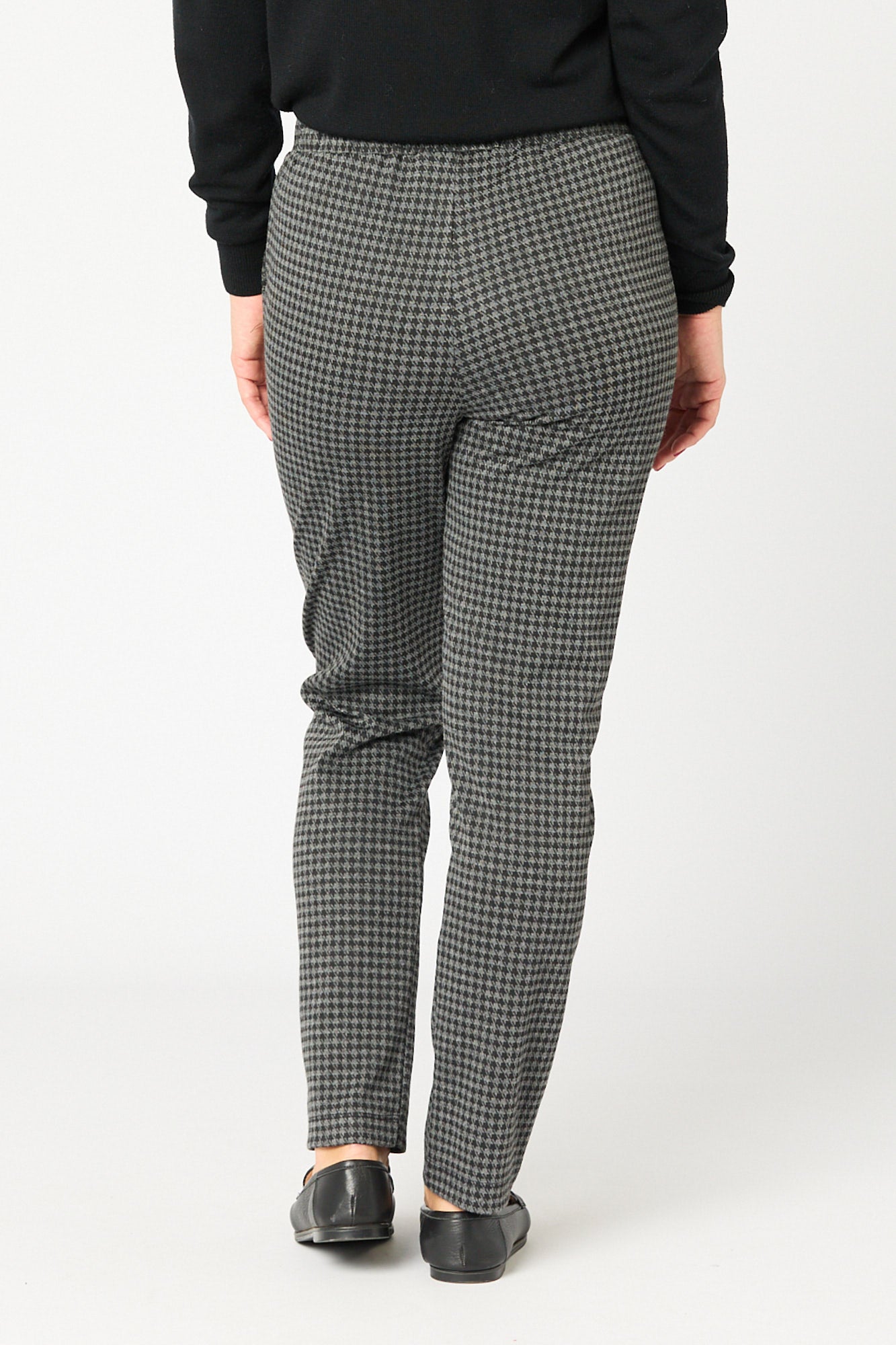 INVERNESS KNIT PANT WITH POCKETS 5 INVERNESS KNIT PANT WITH POCKETS