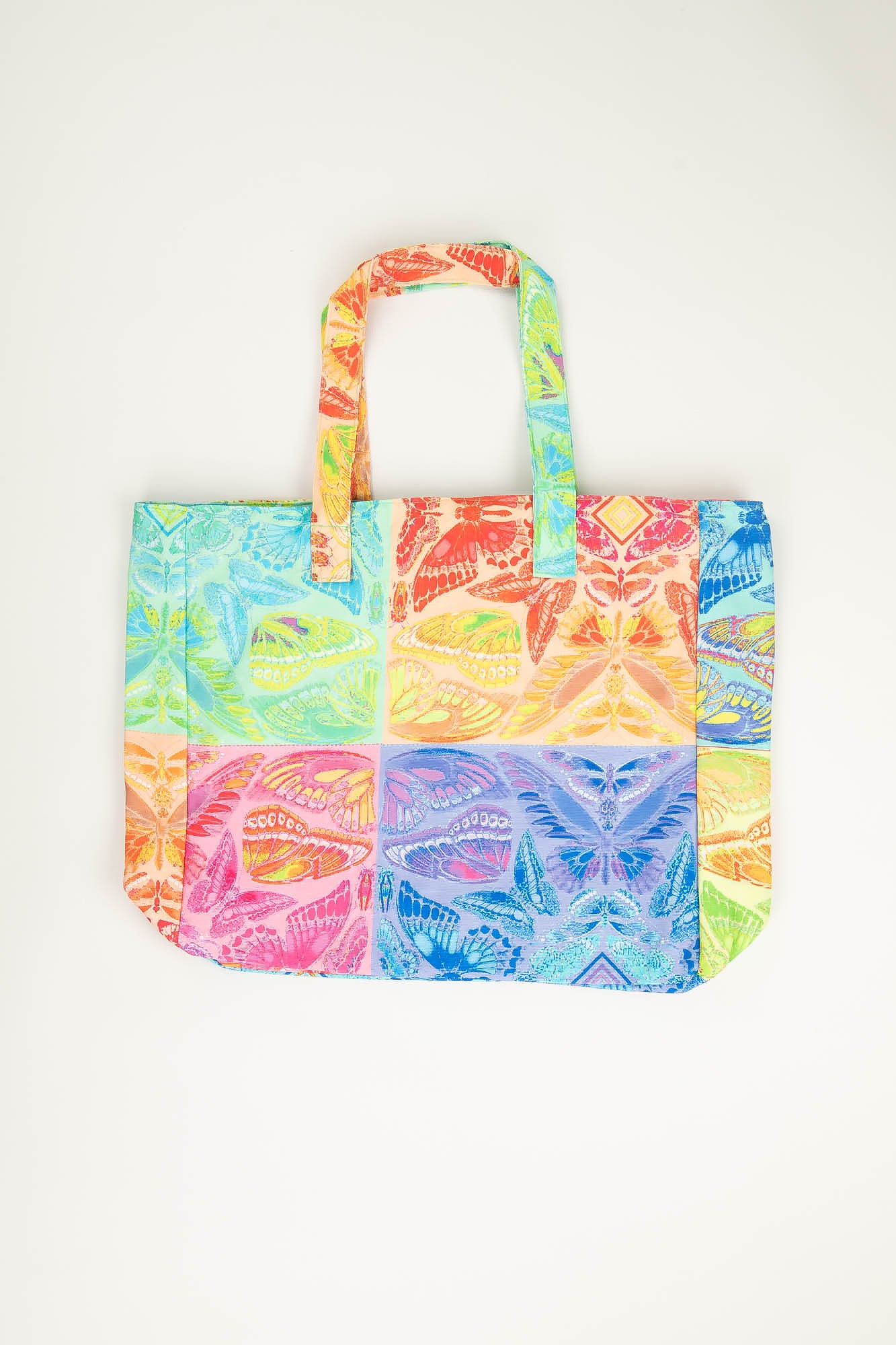 ZINIA ZIP UP TOTE BAG