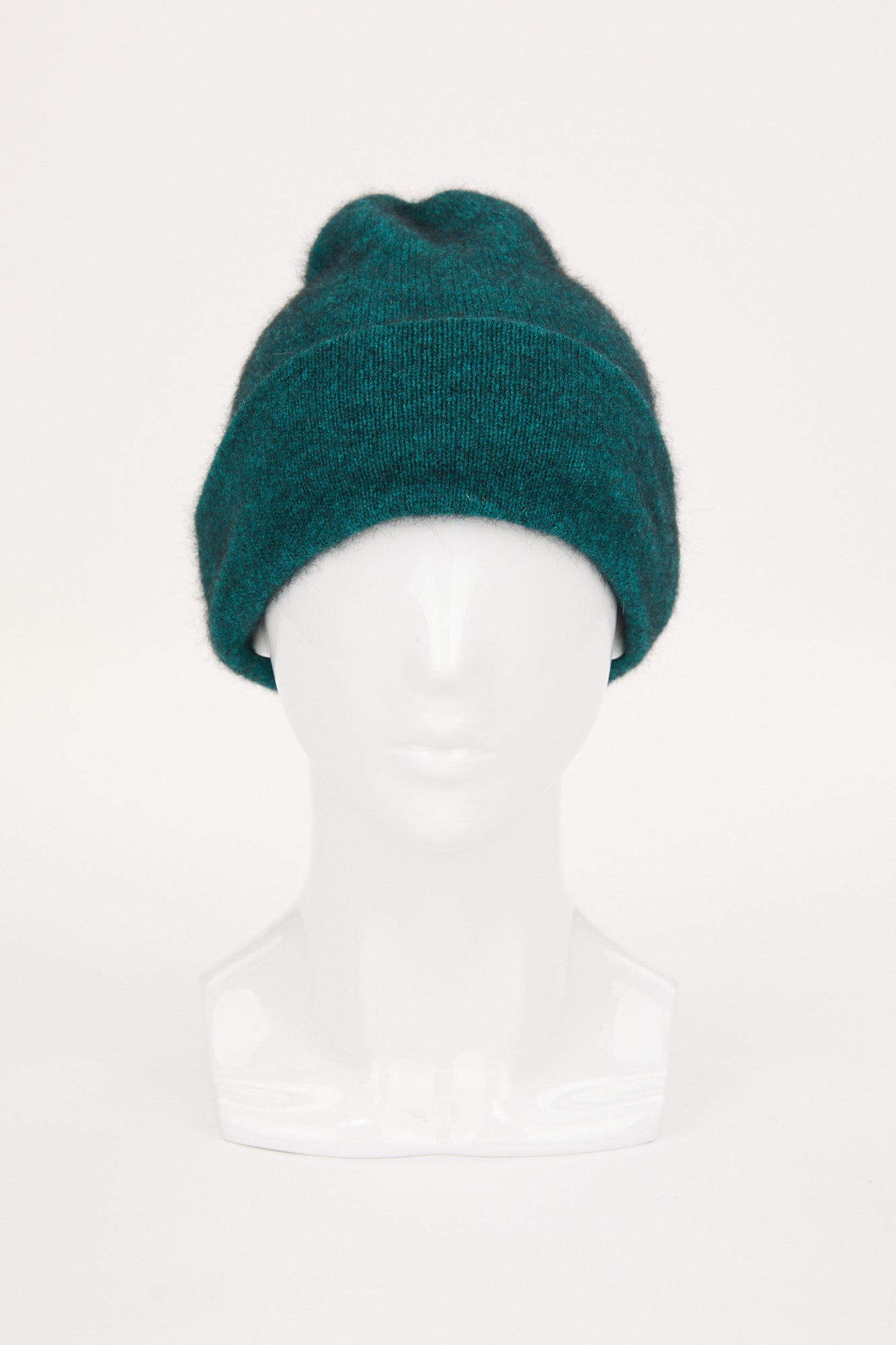 POSSUM BLEND BEANIE