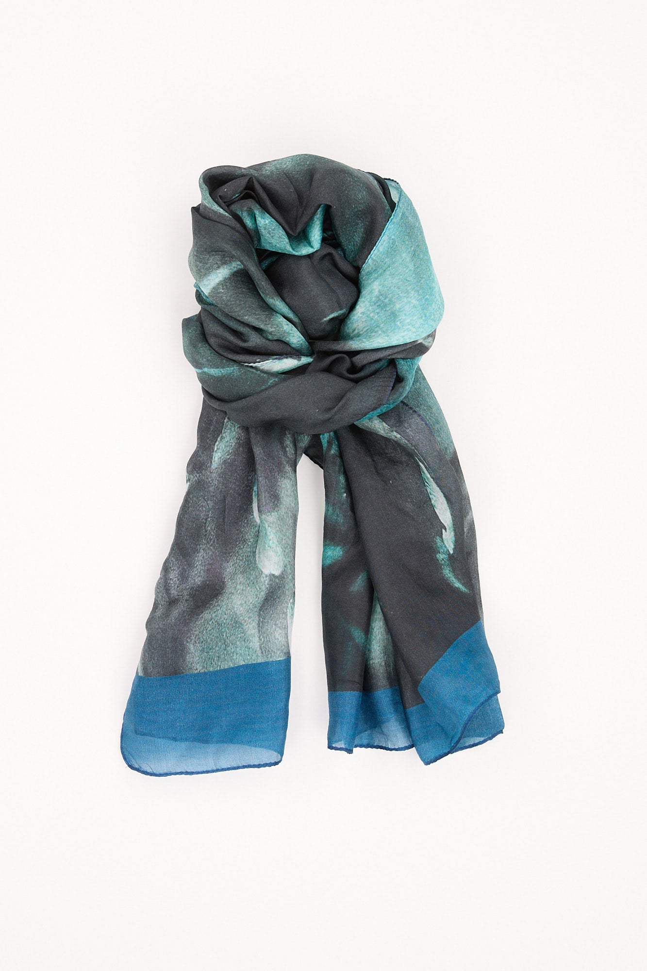 LEANDA SILK SCARF