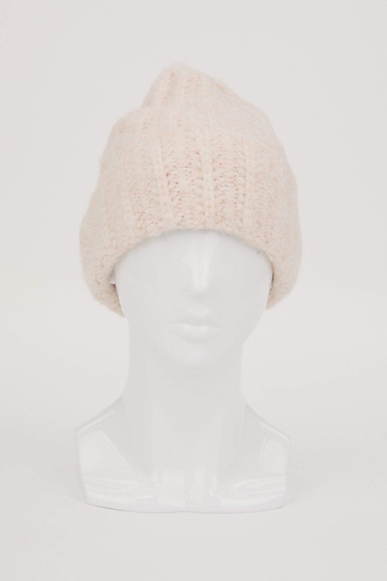 LIVIA BEANIE