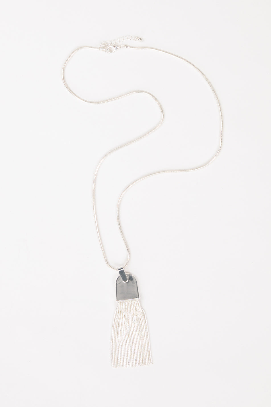 GEMMA FRINGED PENDANT NECKLACE