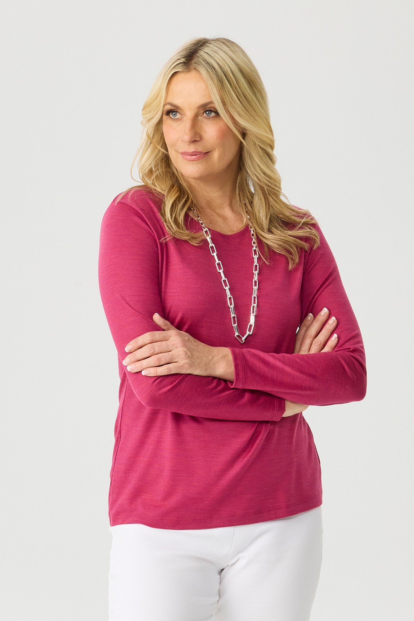 HEDRENA CLASSIC LONG SLEEVE TEE 4 HEDRENA CLASSIC LONG SLEEVE TEE