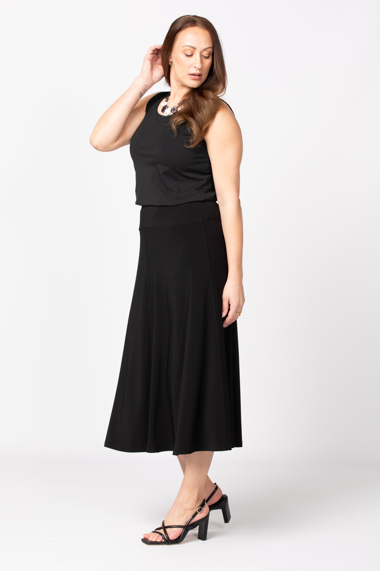 HUSH FLARED MIDI SKIRT 4 HUSH FLARED MIDI SKIRT