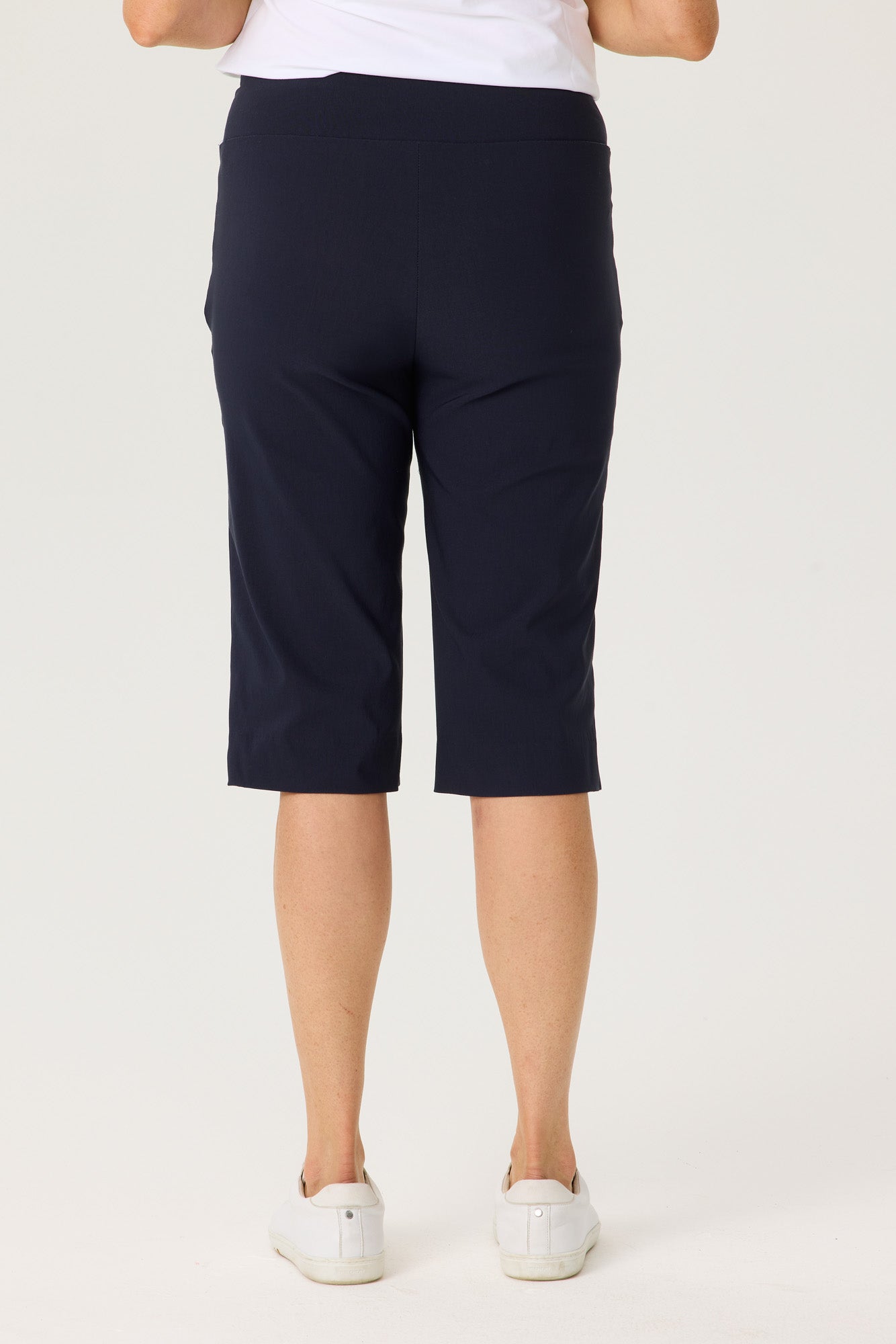 CHAUCER BASQUE LONG SHORTS 4 CHAUCER BASQUE LONG SHORTS