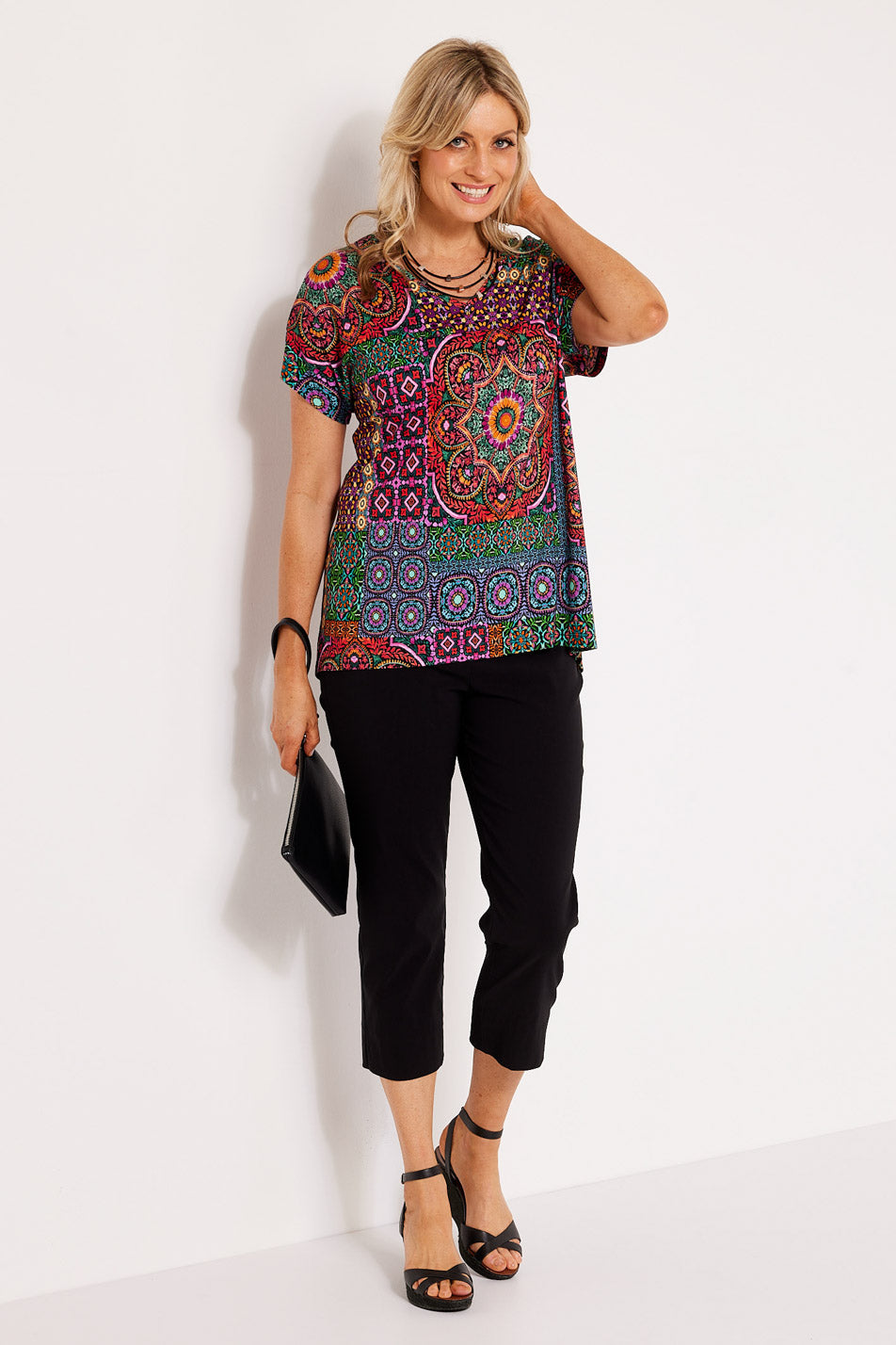 CHAUCER PLAIN HEM CAPRI WITH BASQUE 3 CHAUCER PLAIN HEM CAPRI WITH BASQUE