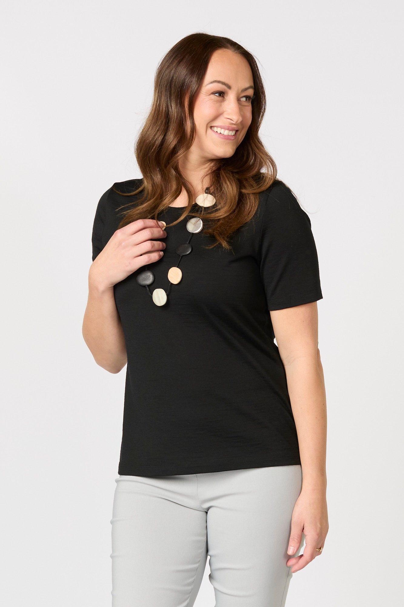HEDRENA CLASSIC SHORT SLEEVE TEE 4 HEDRENA CLASSIC SHORT SLEEVE TEE