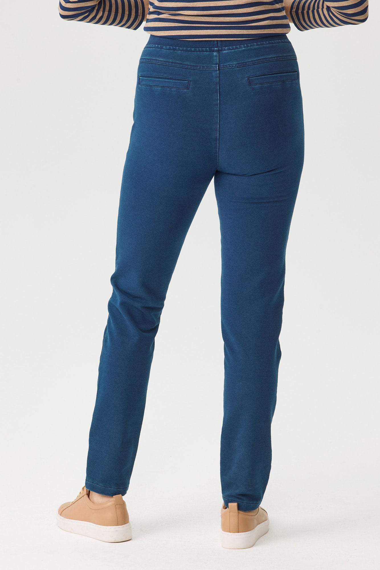 LOCOMOTION STRETCH PULL ON PANT 6 LOCOMOTION STRETCH PULL ON PANT