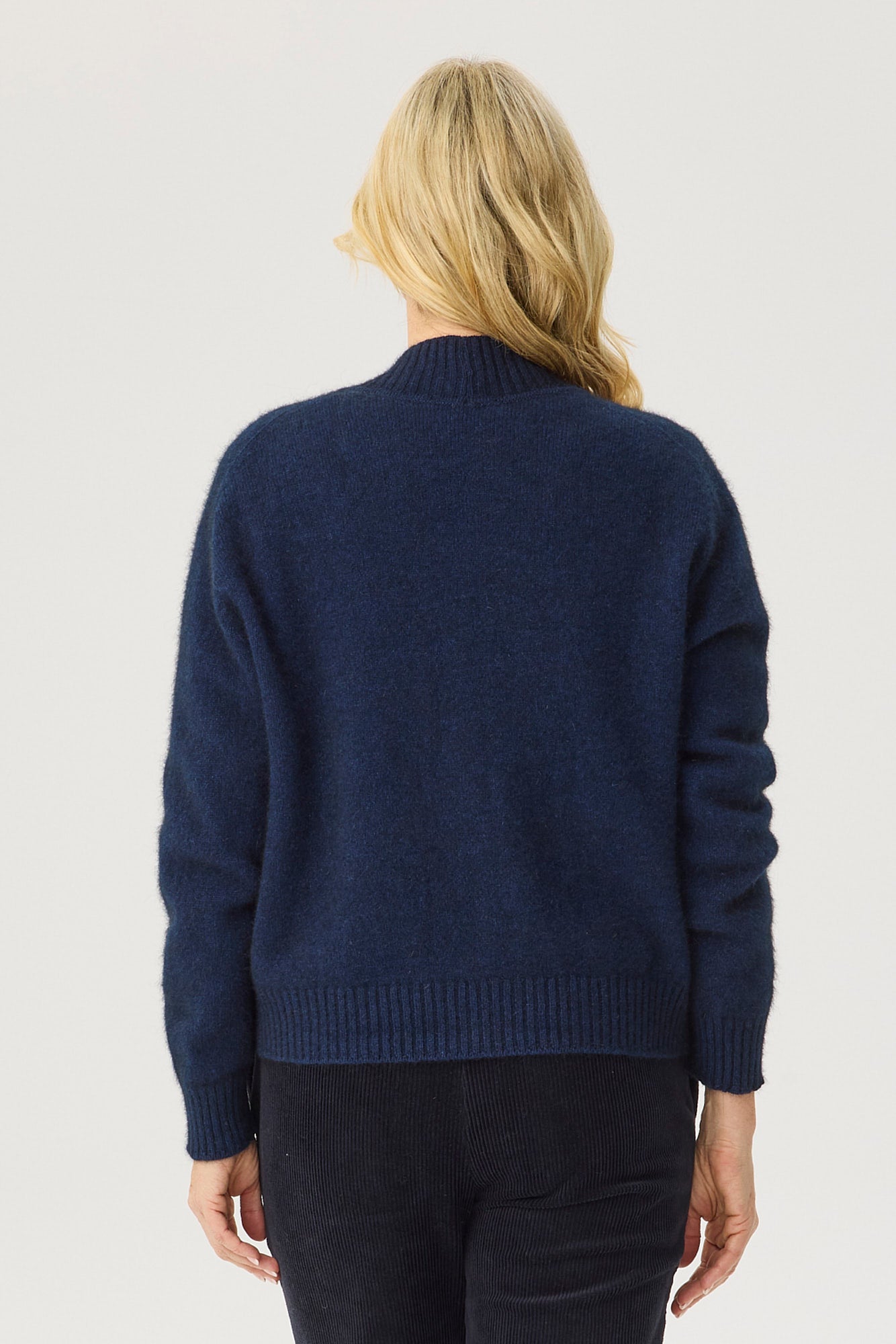 POSSUM BAILEY E2E CARDIGAN 5 POSSUM BAILEY E2E CARDIGAN