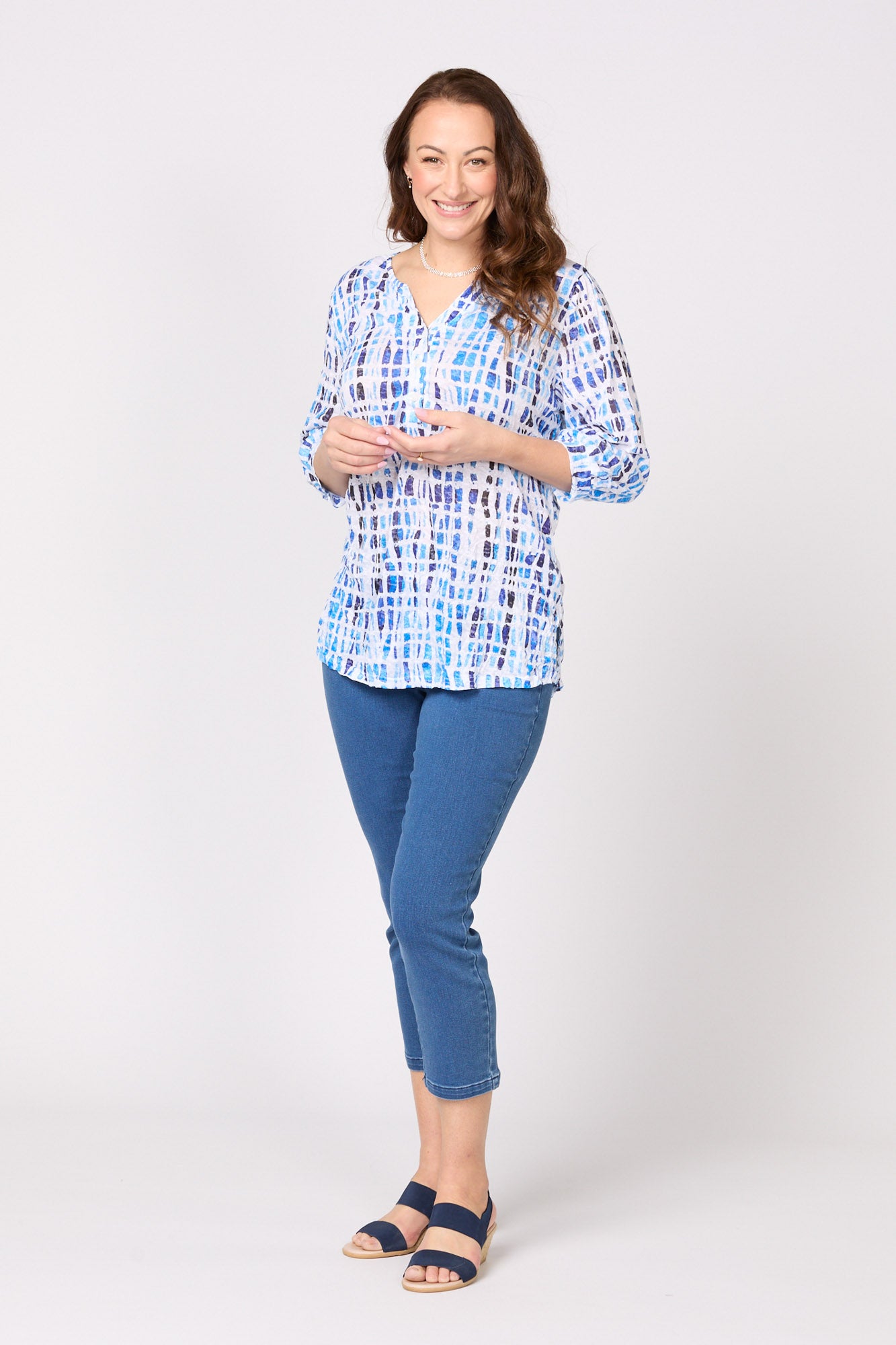 JAMIE CRUSH PRINT 3/4 SL BTN TOP 3 JAMIE CRUSH PRINT 3/4 SL BTN TOP