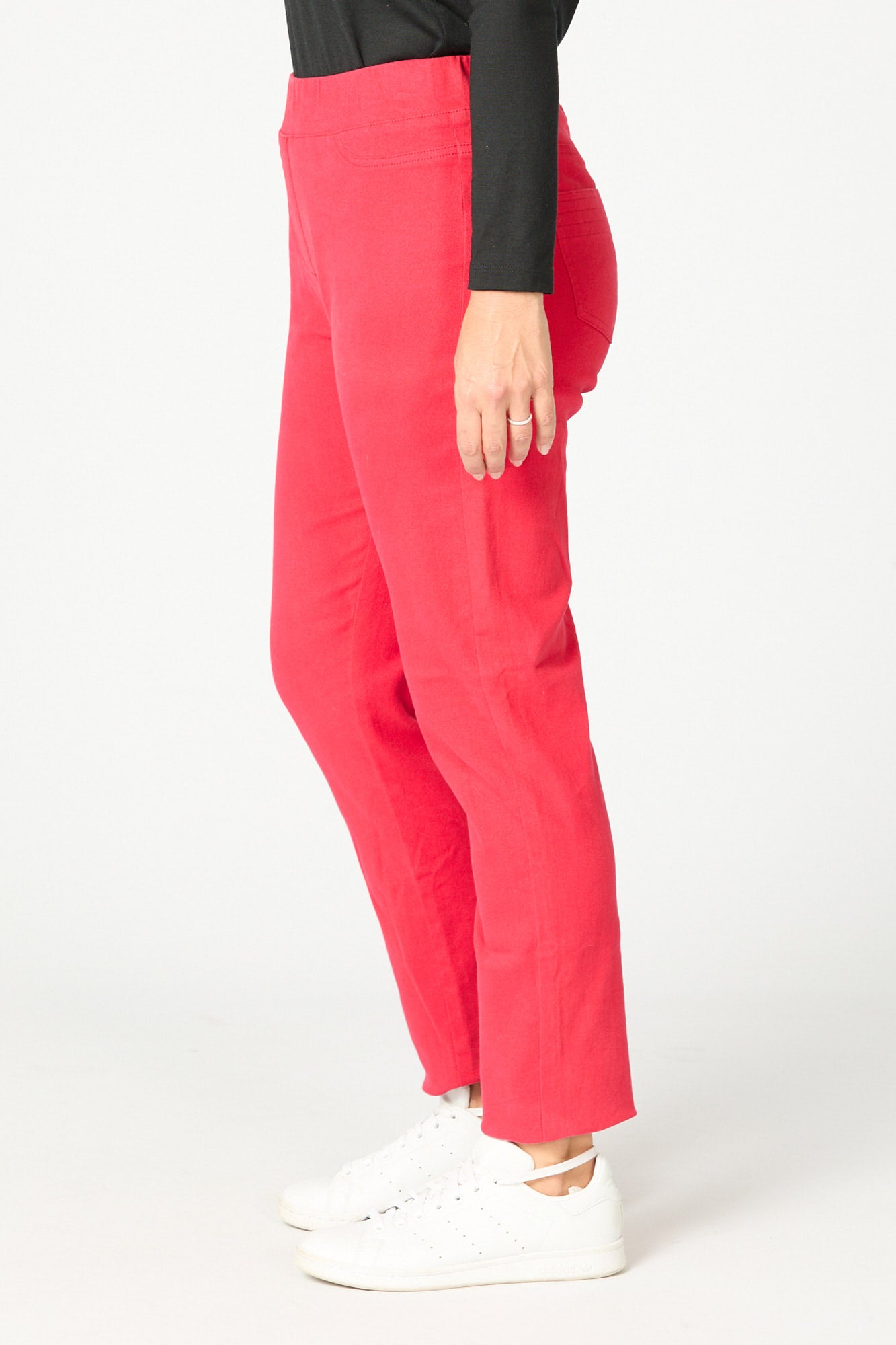 SUZY STRETCH LONG PULL ON JEAN