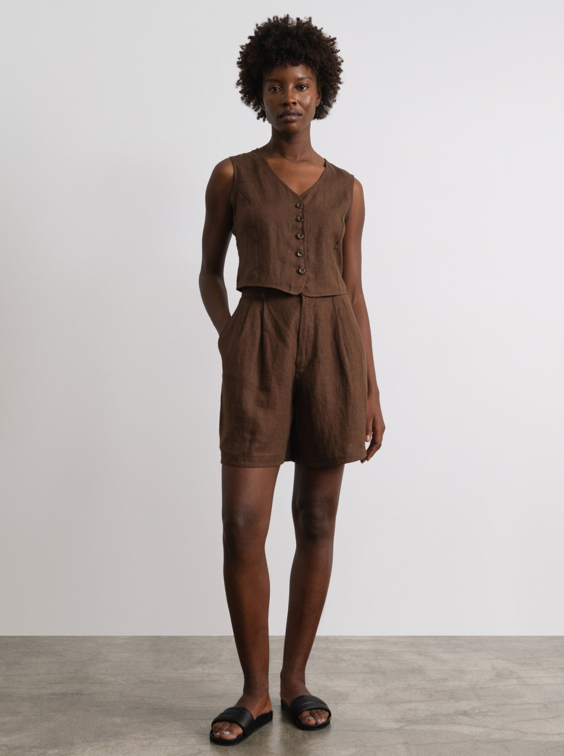 Pfeiffer Short, Laundered Linen, Manzanita